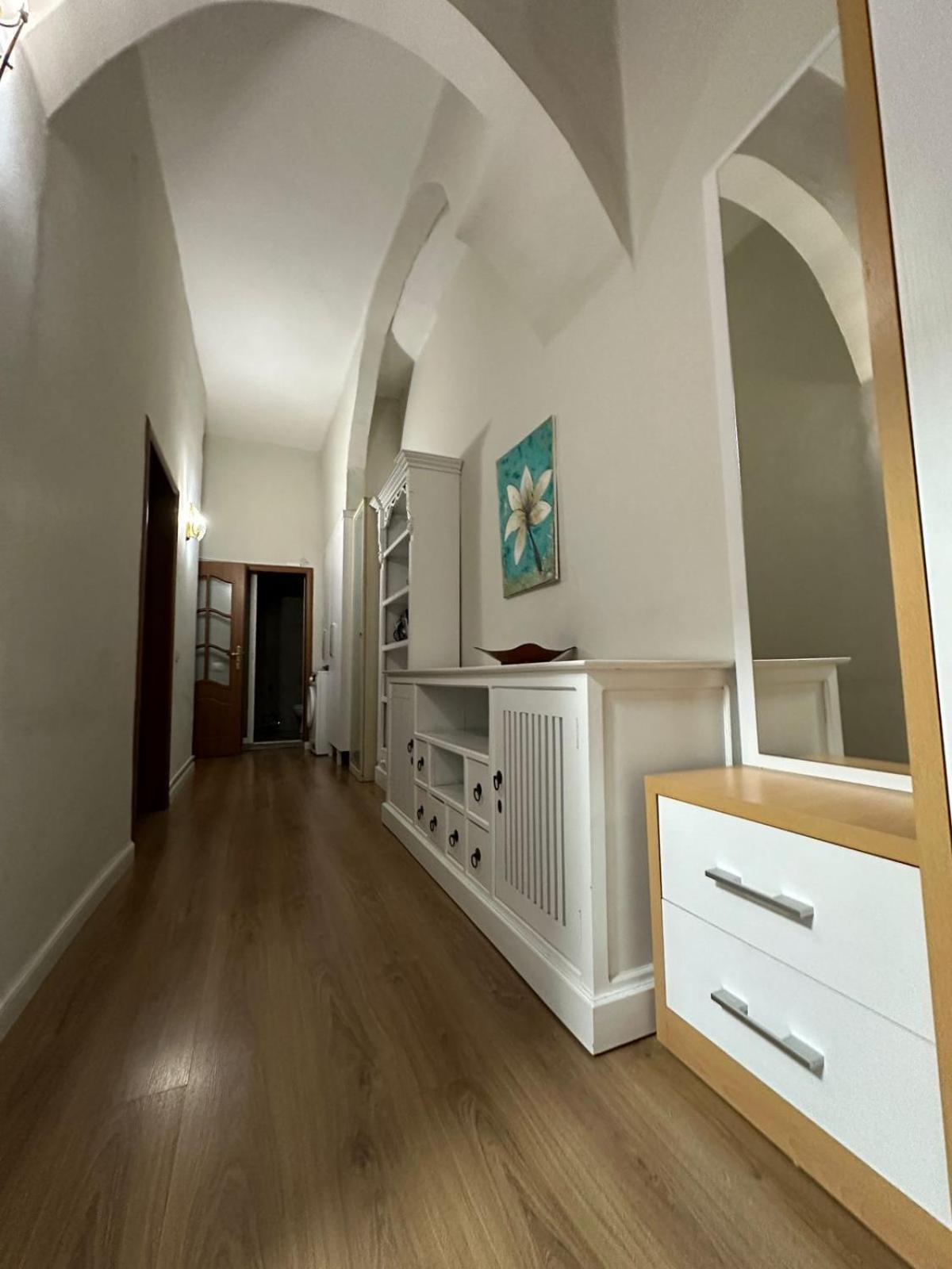 Kelly'S Cozy Hideaway - Central Tiranë Luaran gambar