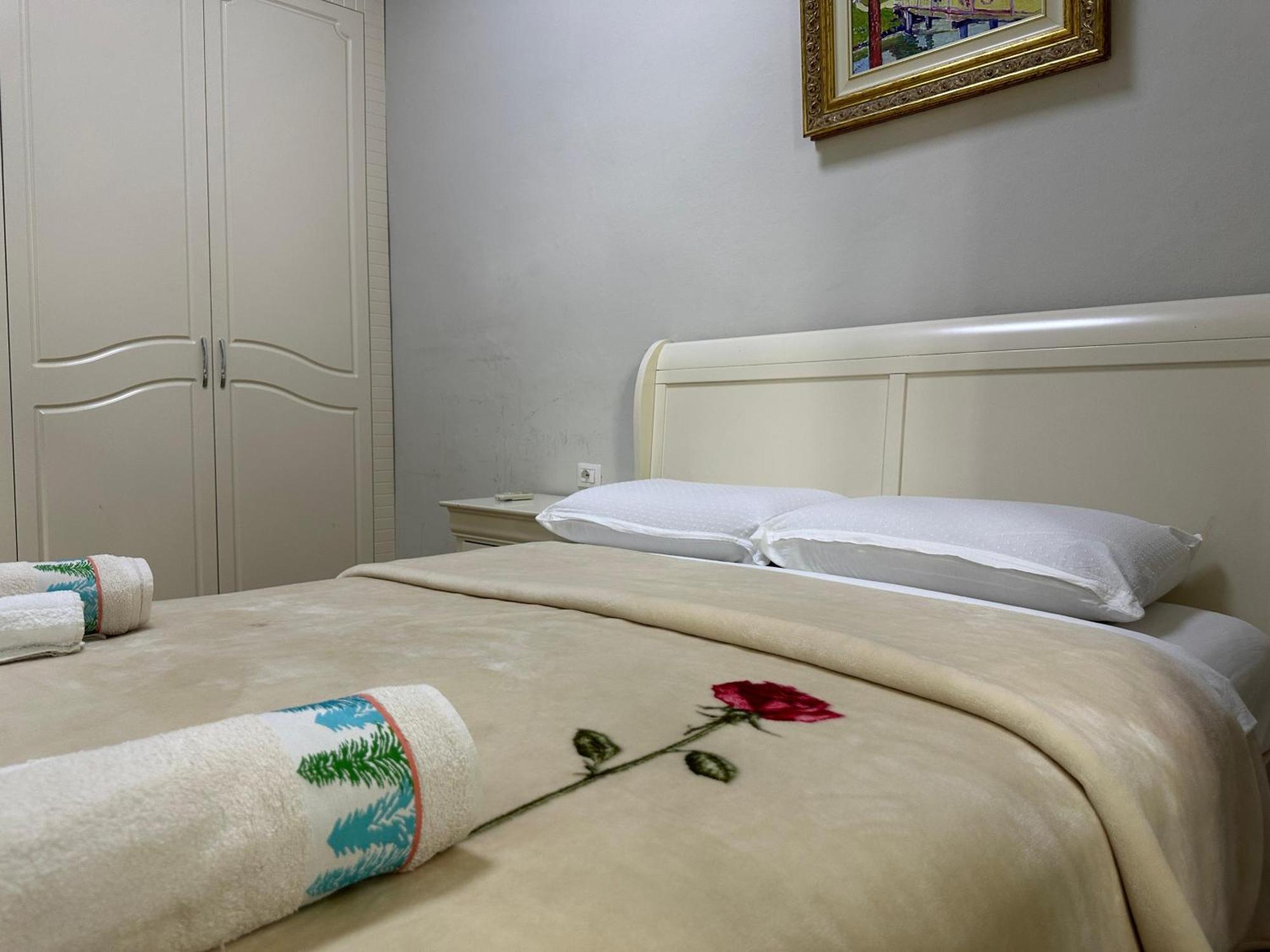 Kelly'S Cozy Hideaway - Central Tiranë Luaran gambar